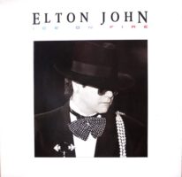 Elton John Ice on Fire koop je op vinyl bij Run4records