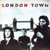 De 2ehands lp van Wings - London Town koop je bij Run4records
