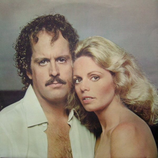 Captain And Tennille - Make Your Move tweedehands pop vinyl bij Run4Records