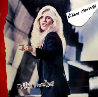 Kim Carnes – Mistaken Identity vind je op 2ehands LP bij jouw online Run4records store