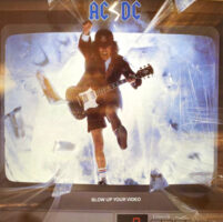 AC DC – Blow Up Your Video koop je op 2ehands vinyl bij jou online store Run4records