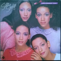 Sister Sledge – Love Somebody Today koop je op 2ehands vinyl bij jou online store Run4records