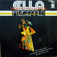 Ella Fitzgerald – Walkin' In The Sunshine koop je op 2ehands vinyl bij jou online store Run4records