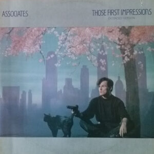 Associates – Those First Impressions koop je op 2ehands vinyl bij jou online store Run4records