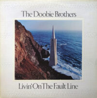 Doobie Brothers – Livin' On The Fault Line vind je bij Run4records. Jouw online LP verkoper