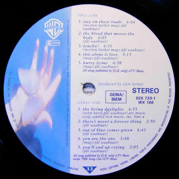 a-ha - Stay On These Roads tweedehands pop vinyl bij Run4Records