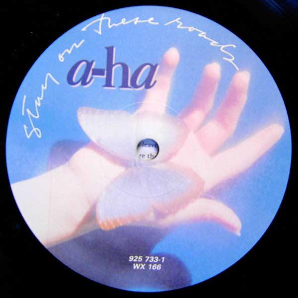 a-ha - Stay On These Roads tweedehands pop vinyl bij Run4Records
