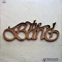 Band – Anthology wacht op jou bij Run4records. Jouw 2ehands vinyl Site