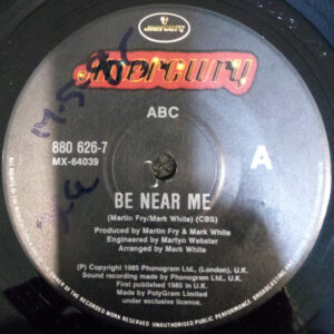 ABC – Be Near Me (no cover) wacht op jou bij Run4records. Jouw 2ehands vinyl Site