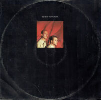Red Box – Lean On Me vind je online bij de beste 2ehands Lp site. Run4records!