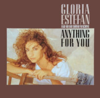 Gloria Estefan And Miami Sound Machine – Anything For You wacht op jou bij Run4records. Jouw 2ehands vinyl Site