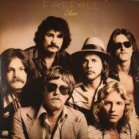 Firefall – Élan zoek je simpel en snel bij Run4records.nl