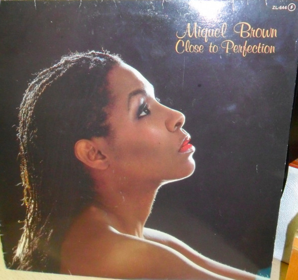 Miquel Brown – Close To Perfection koop je op 2ehands Lp bij Run4records