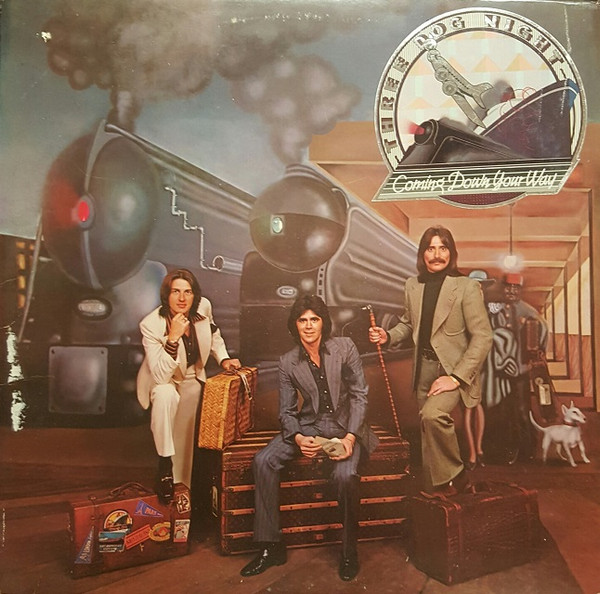 Three Dog Night - Coming Down Your Way wacht op jou bij Run4records. Jouw 2ehands vinyl Site