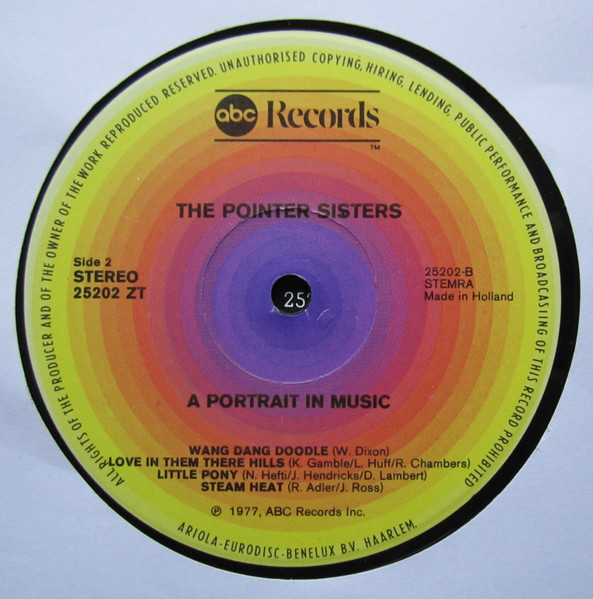 Pointer Sisters - A Portrait In Music tweedehands soul LP bij Run4Records
