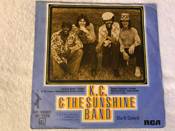 KC & The Sunshine Band - Queen Of Clubs tweedehands 7 inch LP bij Run4Records