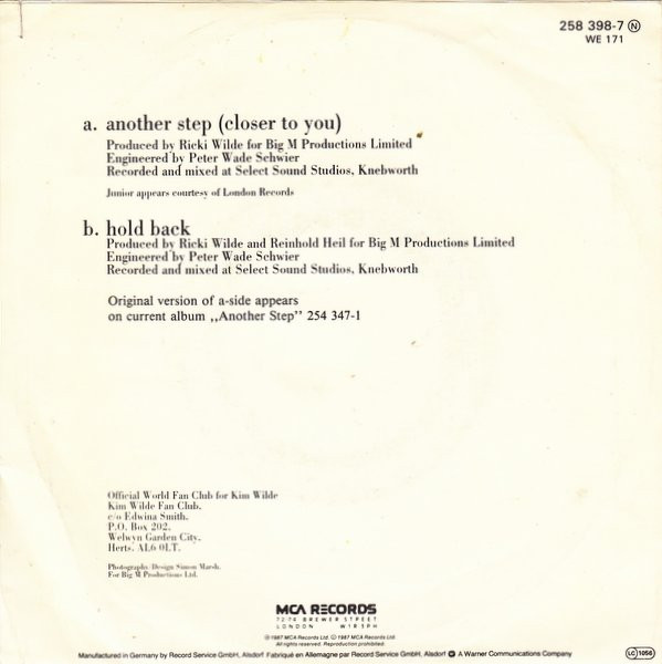 Kim Wilde, Junior (2) - Another Step (Closer To You) tweedehands 7 inch LP bij Run4Records