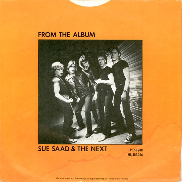 Sue Saad And The Next - Gimme Love / Gimme Pain tweedehands 7 inch LP bij Run4Records