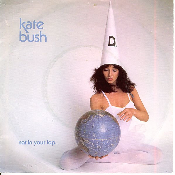 Kate Bush - Sat In Your Lap. tweedehands 7 inch LP bij Run4Records