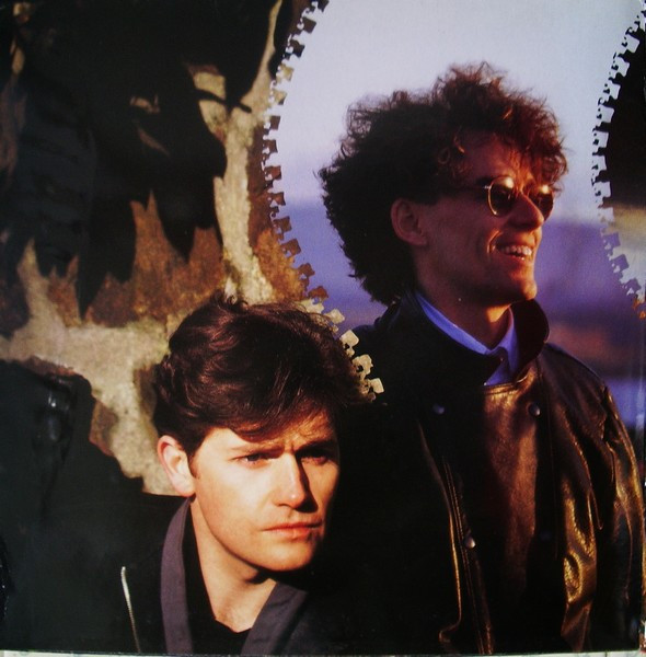 Simple Minds - Street Fighting Years tweedehands pop LP bij Run4Records